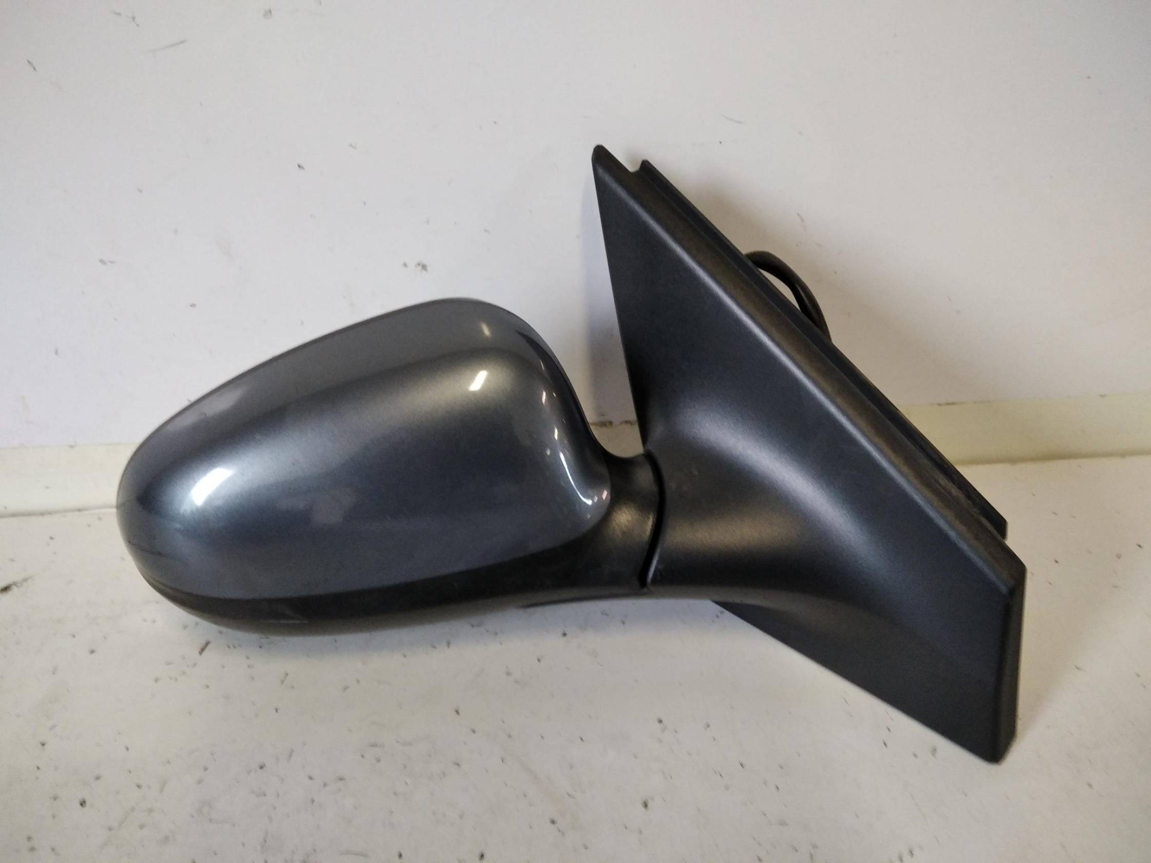 Retrovisore est. regolaz. elettr. dx.